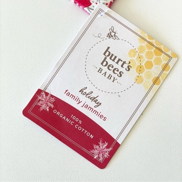 NWT Burt’s Bees Mugs of Happiness Holiday Dog Bandana - Picture 6 of 6